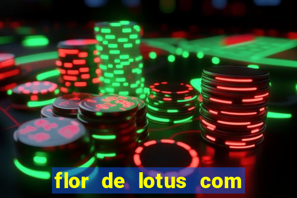 flor de lotus com lua tatuagem